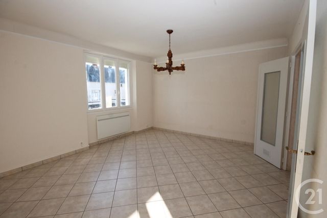 maison à louer - 6 pièces - 121.0 m2 - BEAUCE LA ROMAINE - 41 - CENTRE - Century 21 Help'Immo