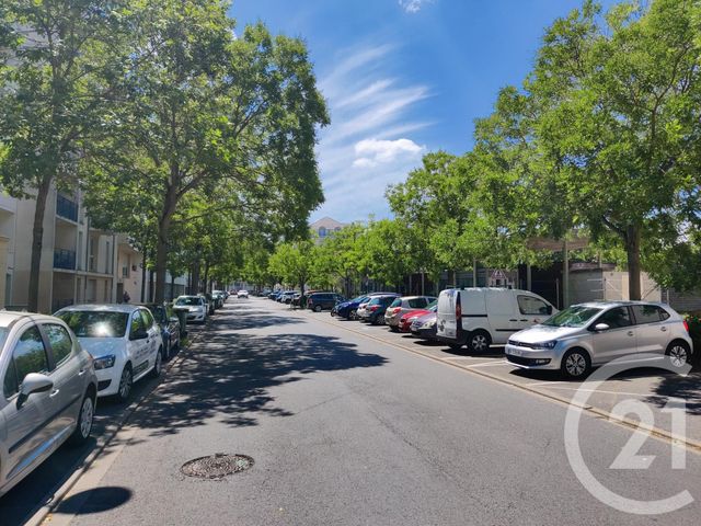 Appartement Studio à louer - 1 pièce - 17.54 m2 - ORLEANS - 45 - CENTRE - Century 21 Help'Immo