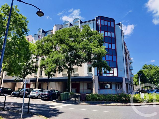 Appartement Studio à louer - 1 pièce - 17.54 m2 - ORLEANS - 45 - CENTRE - Century 21 Help'Immo
