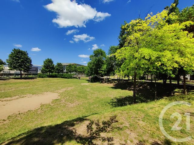 Appartement Studio à louer - 1 pièce - 17.54 m2 - ORLEANS - 45 - CENTRE - Century 21 Help'Immo