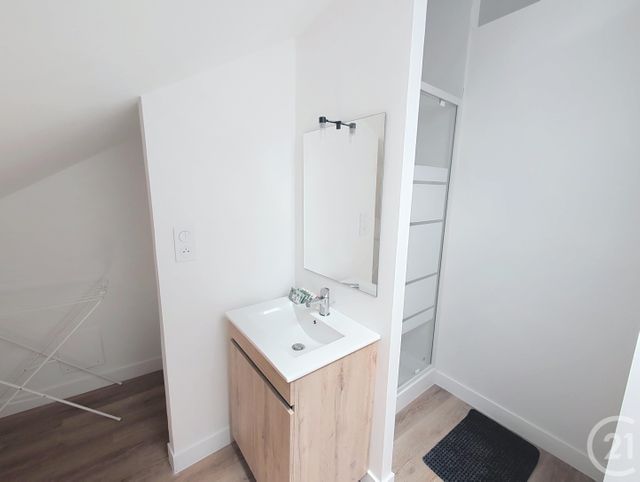 Appartement F2 à louer - 2 pièces - 19.77 m2 - ORLEANS - 45 - CENTRE - Century 21 Help'Immo