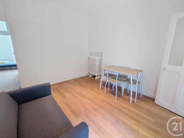 Appartement F2 à louer - 2 pièces - 40.69 m2 - ORLEANS - 45 - CENTRE - Century 21 Help'Immo