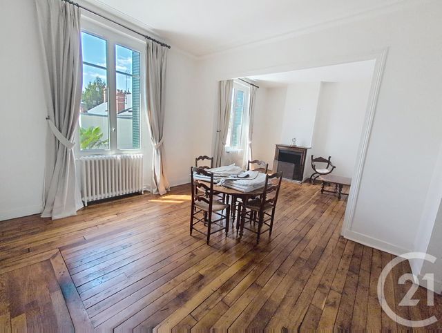 maison à louer - 10 pièces - 289.64 m2 - ORLEANS - 45 - CENTRE - Century 21 Help'Immo