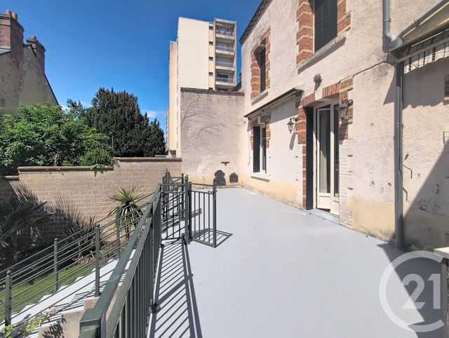 maison à louer - 10 pièces - 289.64 m2 - ORLEANS - 45 - CENTRE - Century 21 Help'Immo