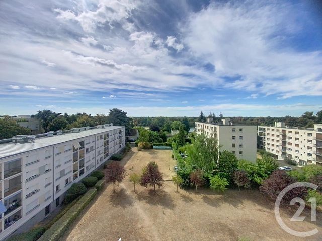Appartement F2 à louer - 3 pièces - 54.93 m2 - ORLEANS - 45 - CENTRE - Century 21 Help'Immo