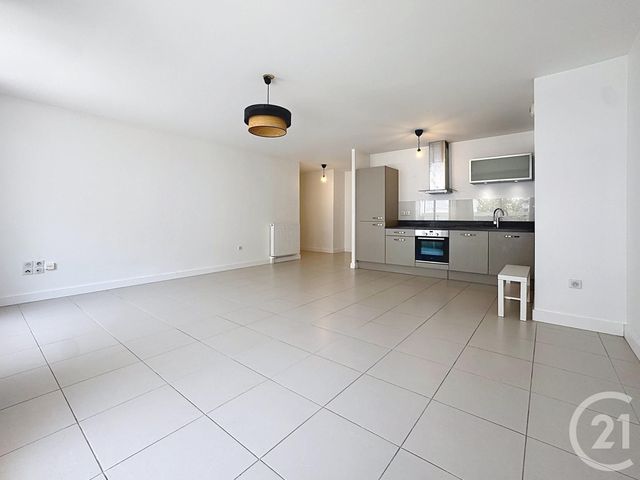 Appartement F3 à vendre - 3 pièces - 78.0 m2 - OLIVET - 45 - CENTRE - Century 21 Help'Immo