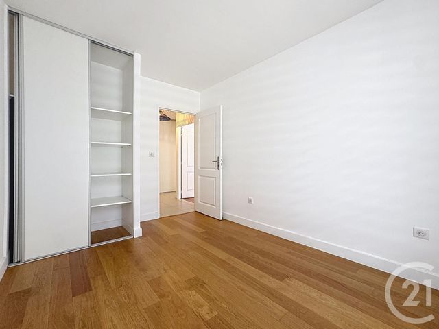 Appartement F3 à vendre - 3 pièces - 78.0 m2 - OLIVET - 45 - CENTRE - Century 21 Help'Immo