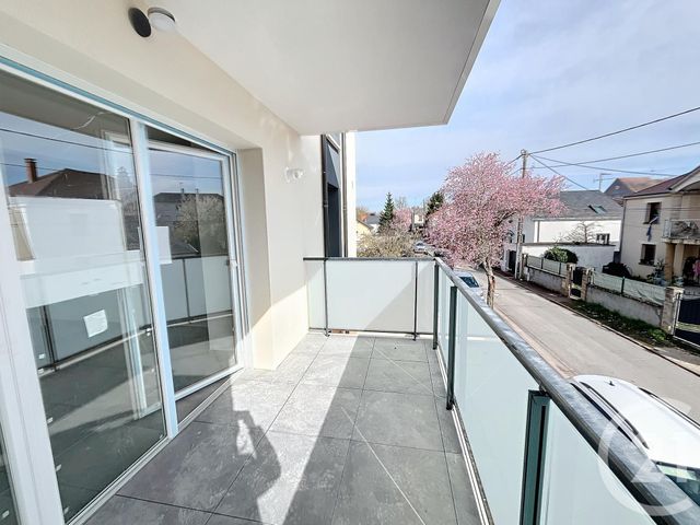 Appartement F3 à louer - 3 pièces - 63.55 m2 - ST JEAN DE LA RUELLE - 45 - CENTRE - Century 21 Help'Immo