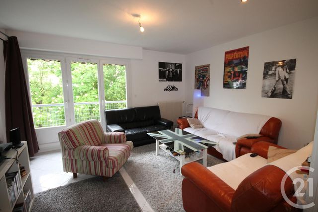 Appartement F4 à louer LA CHAPELLE ST MESMIN