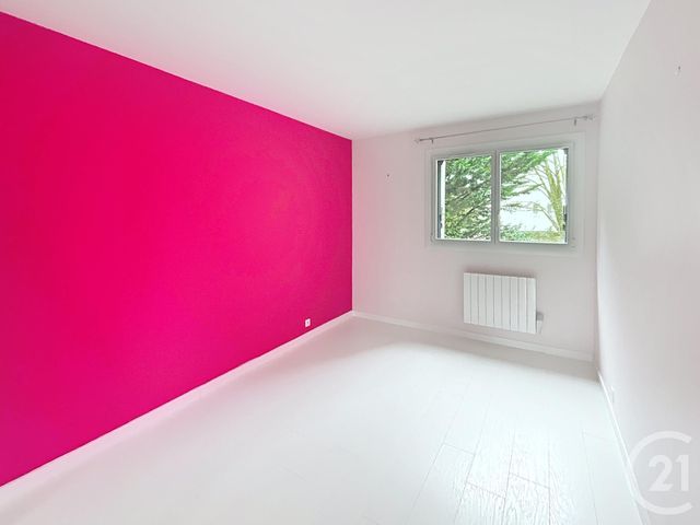 Appartement F4 à louer - 4 pièces - 72.66 m2 - INGRE - 45 - CENTRE - Century 21 Help'Immo